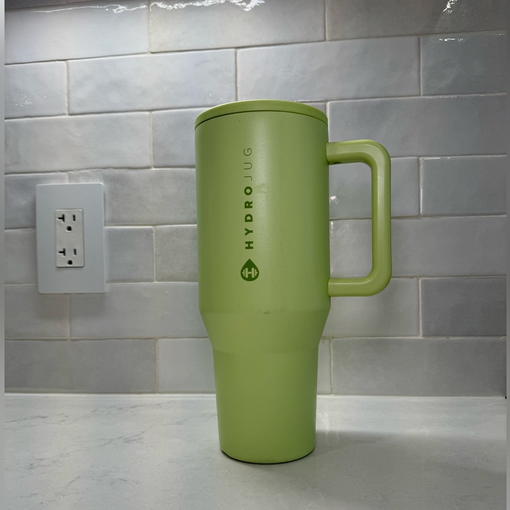 Hydrojug traveler special edition: honeydew 40 oz